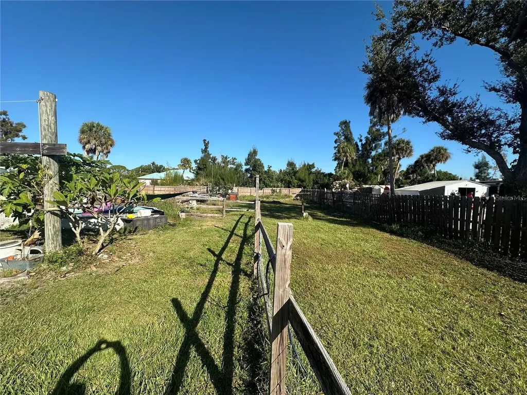 111 Palm Avenue E Nokomis FL 34275