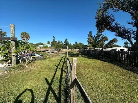 111 Palm Avenue E Nokomis FL 34275