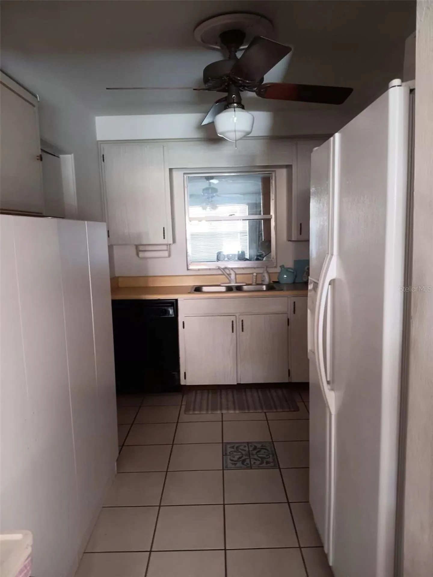 4245 Edgewater Drive Orlando FL 32804