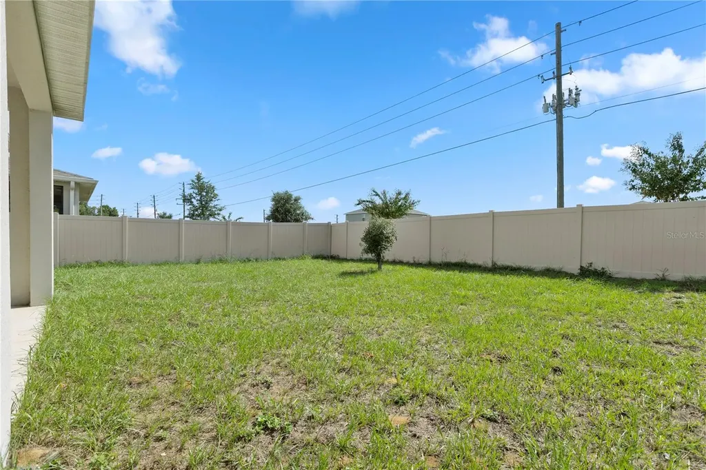1076 Sugarwood Street Davenport FL 33837
