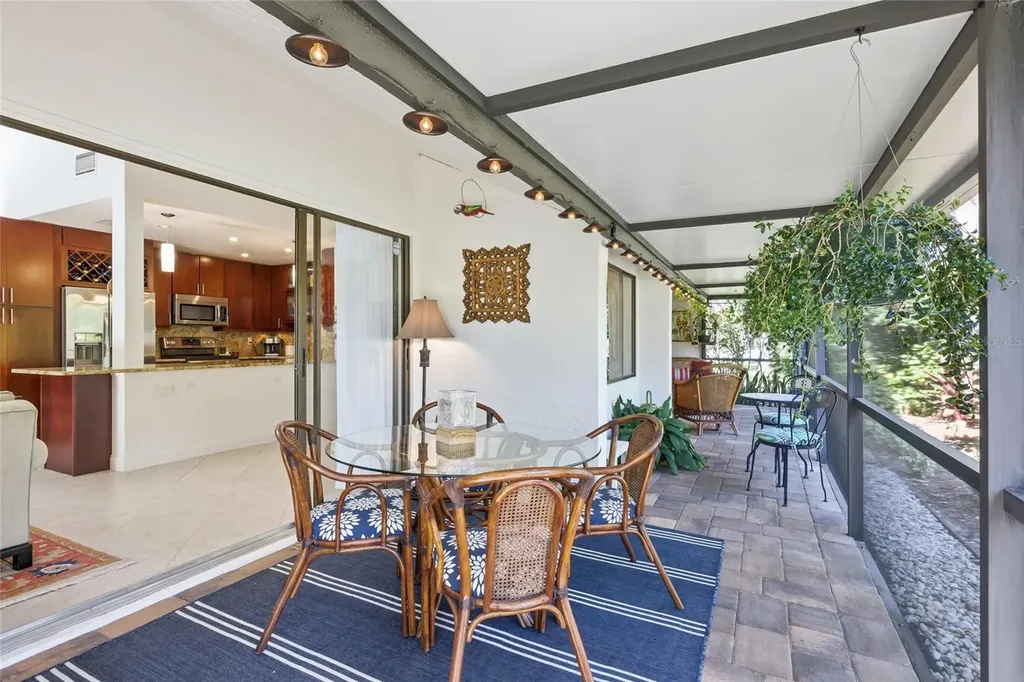 4367 Woodmans Chart Sarasota FL 34235