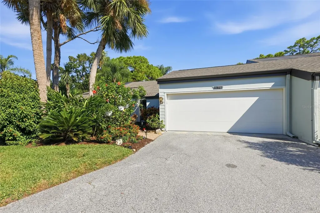4367 Woodmans Chart Sarasota FL 34235
