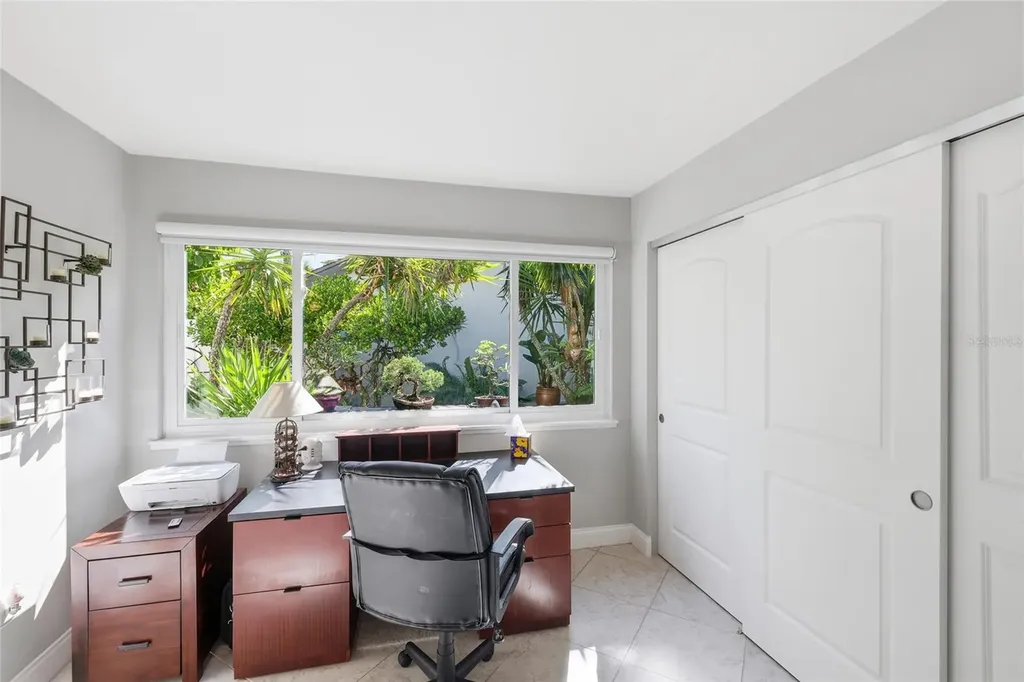 4367 Woodmans Chart Sarasota FL 34235
