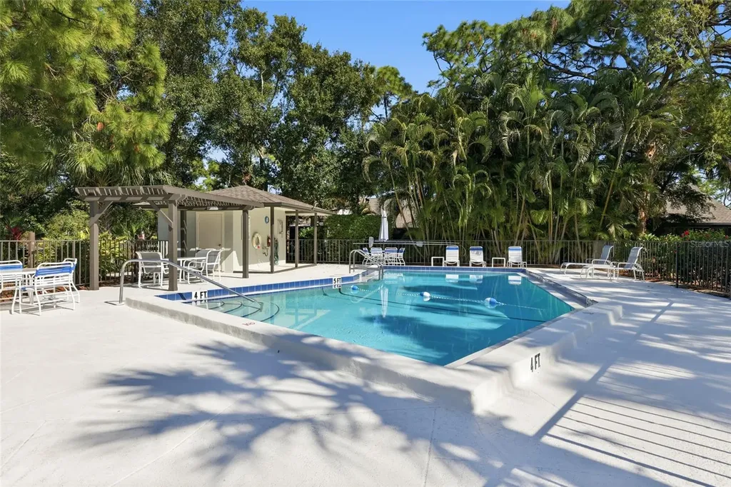 4367 Woodmans Chart Sarasota FL 34235