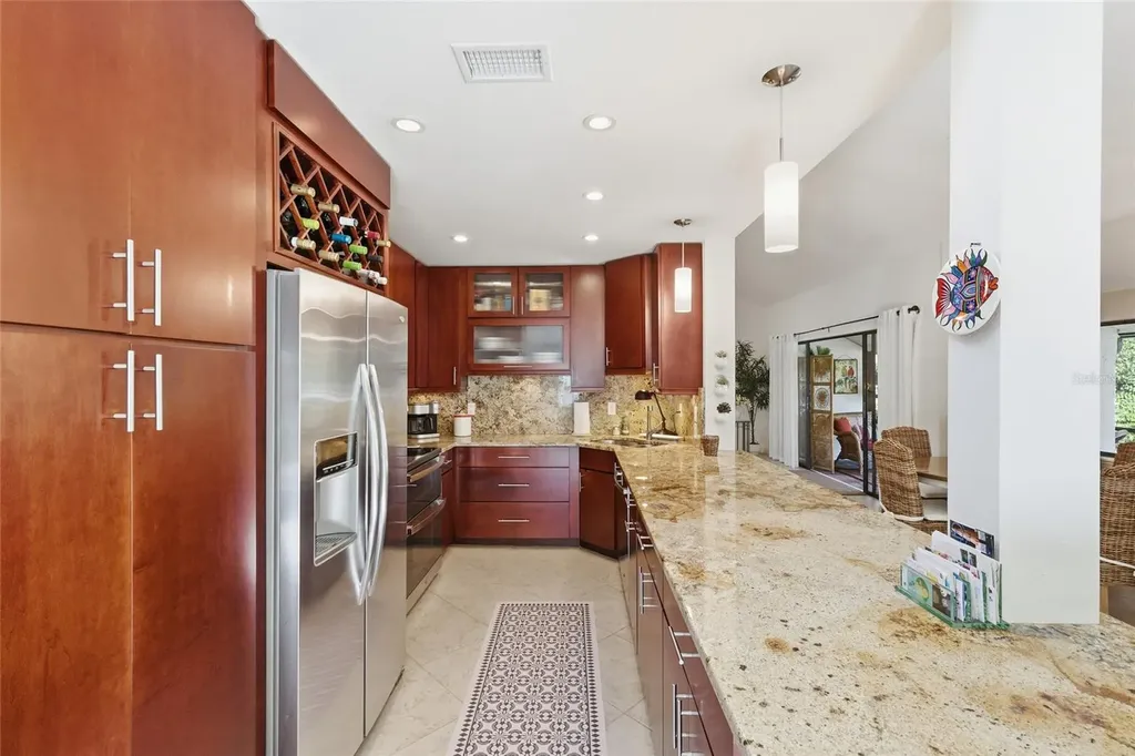4367 Woodmans Chart Sarasota FL 34235