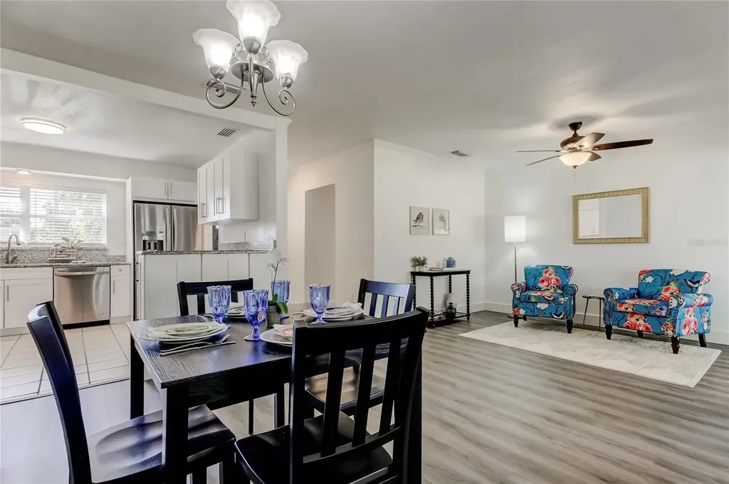 4105 W Oakellar Avenue Tampa FL 33611