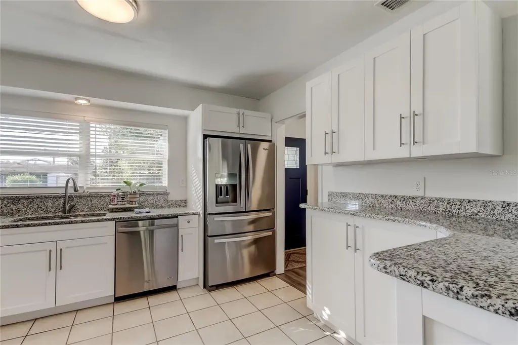 4105 W Oakellar Avenue Tampa FL 33611