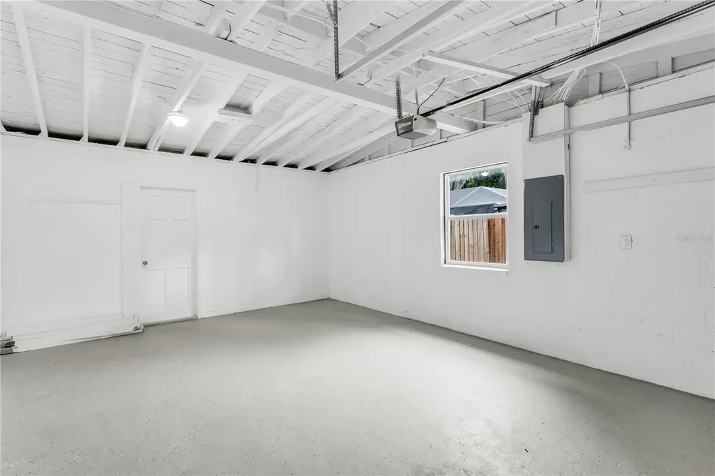4105 W Oakellar Avenue Tampa FL 33611