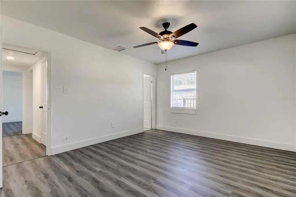 4105 W Oakellar Avenue Tampa FL 33611