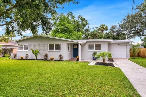 4105 W Oakellar Avenue Tampa FL 33611
