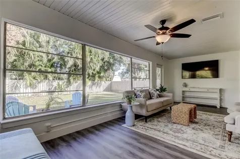 4105 W Oakellar Avenue Tampa FL 33611