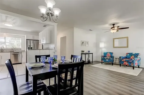 4105 W Oakellar Avenue Tampa FL 33611