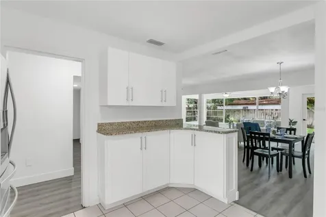 4105 W Oakellar Avenue Tampa FL 33611