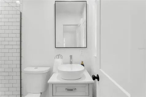 4105 W Oakellar Avenue Tampa FL 33611