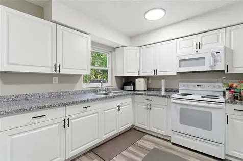 150 S Rooks Avenue Inverness FL 34453