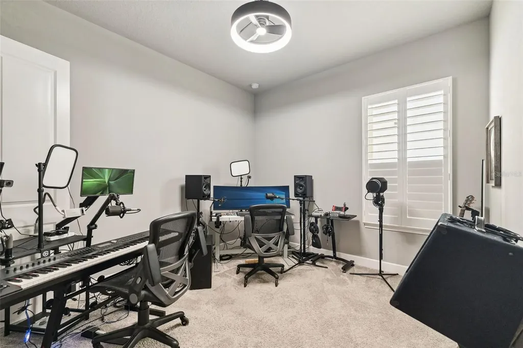 569 Mosaic Boulevard Daytona Beach FL 32124