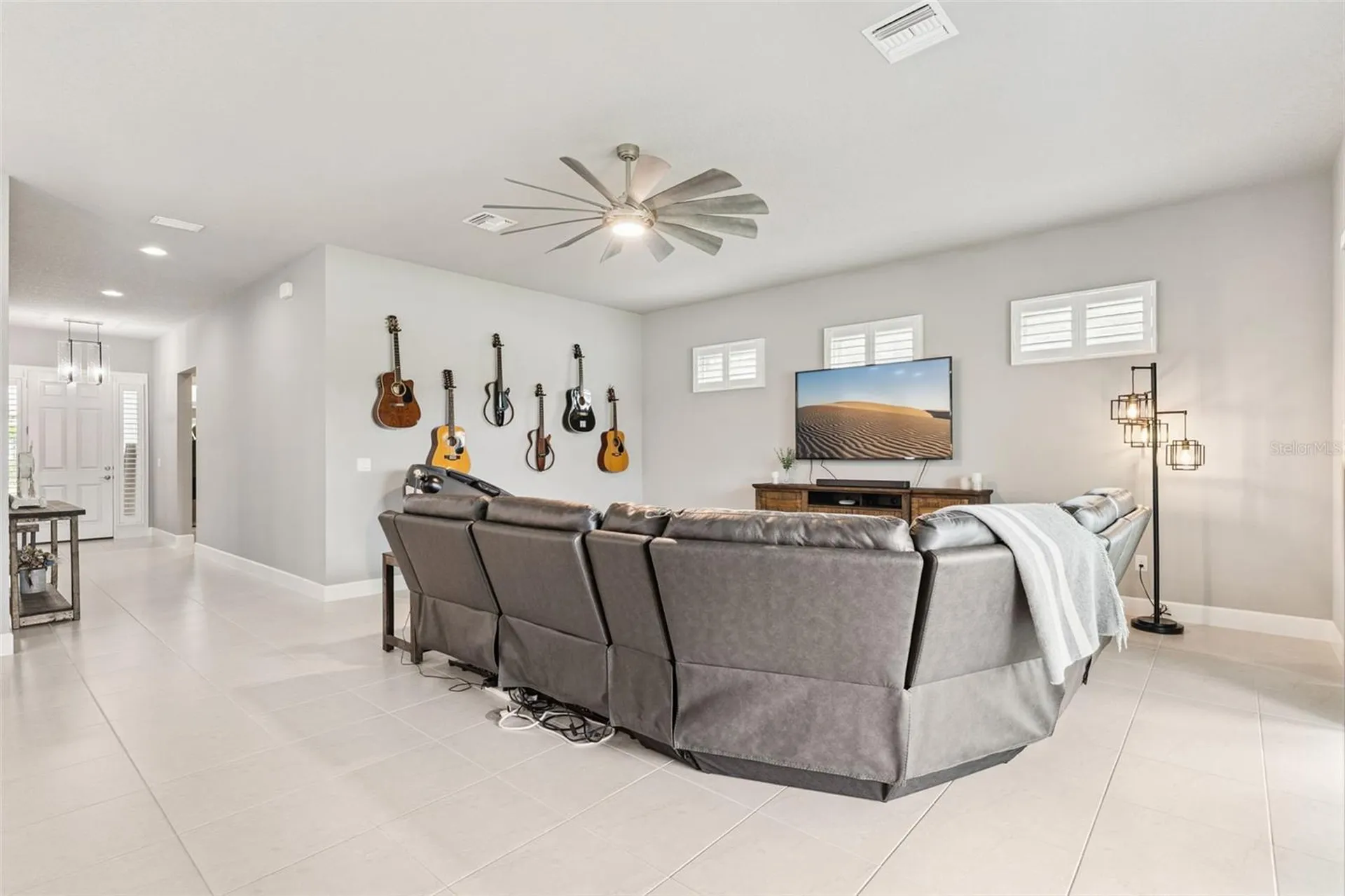 569 Mosaic Boulevard Daytona Beach FL 32124