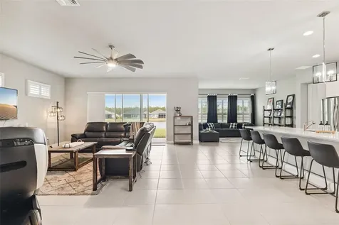 569 Mosaic Boulevard Daytona Beach FL 32124