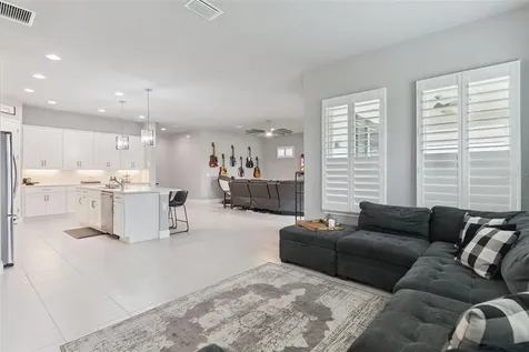 569 Mosaic Boulevard Daytona Beach FL 32124