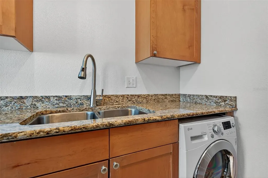 4872 Beach Drive SE St Petersburg FL 33705