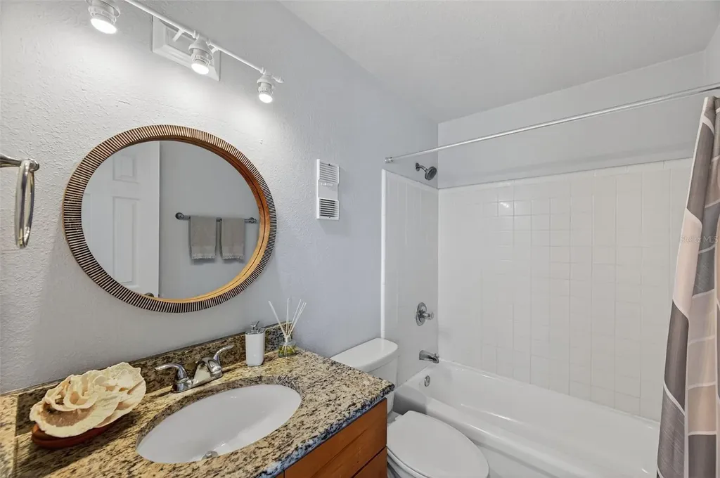 4872 Beach Drive SE St Petersburg FL 33705