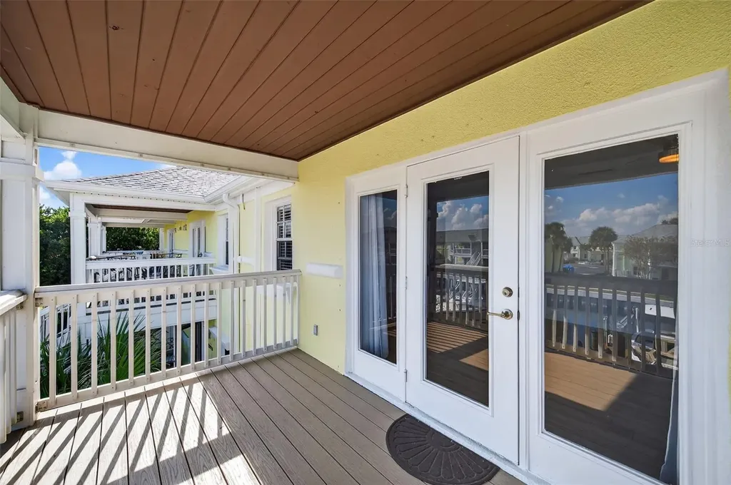 4872 Beach Drive SE St Petersburg FL 33705