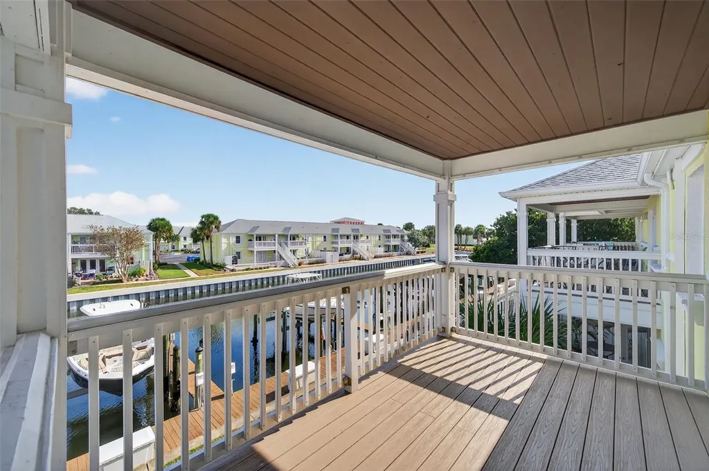 4872 Beach Drive SE St Petersburg FL 33705