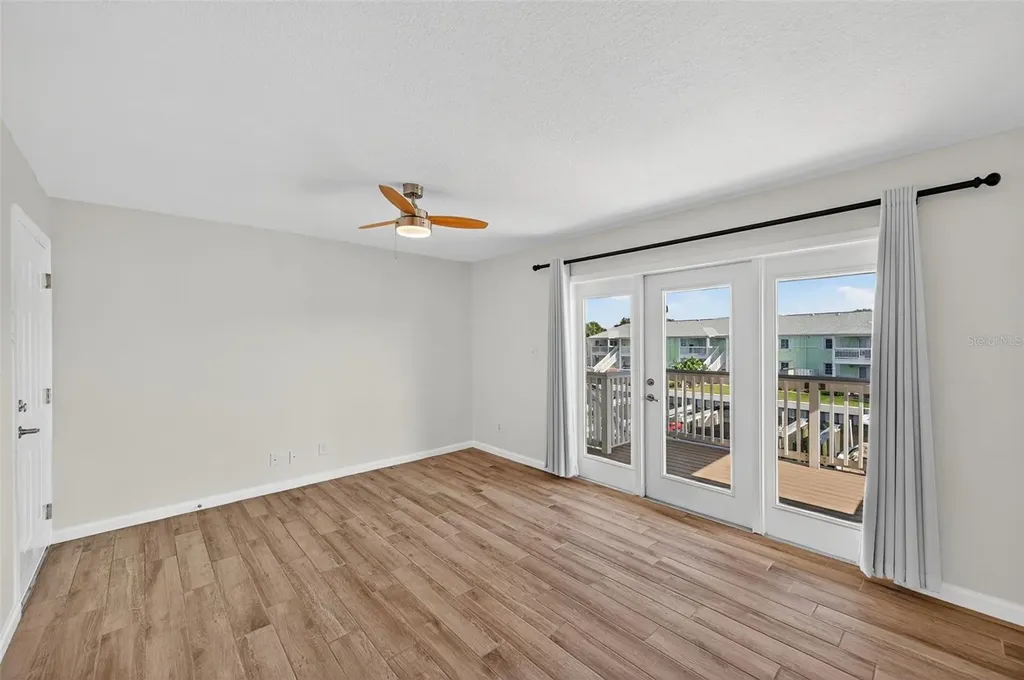 4872 Beach Drive SE St Petersburg FL 33705