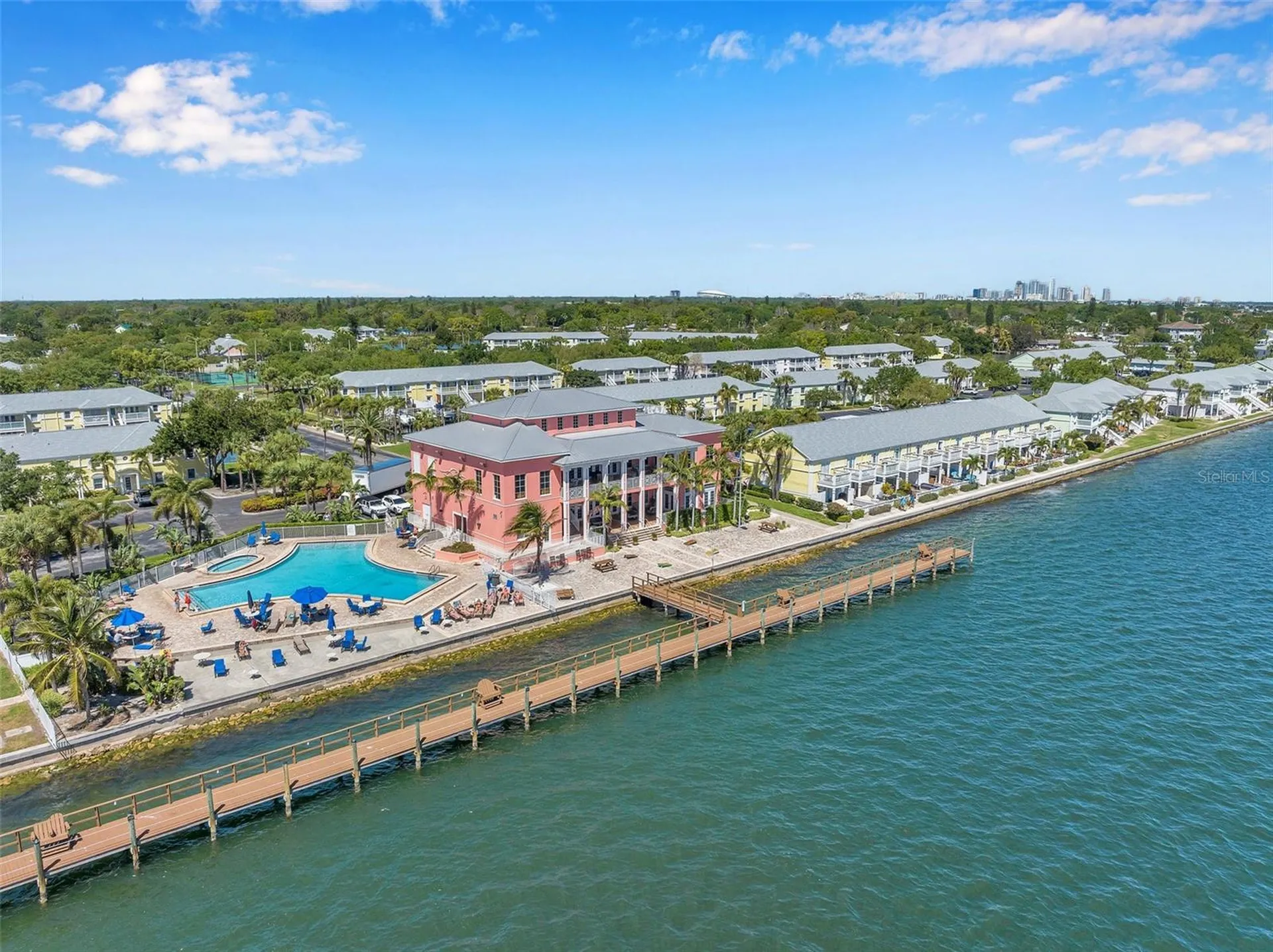 4872 Beach Drive SE St Petersburg FL 33705