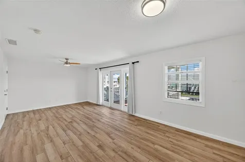 4872 Beach Drive SE St Petersburg FL 33705