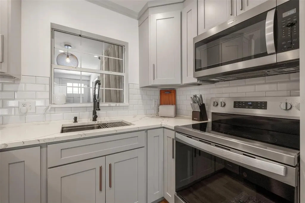 11225 2nd Street E Treasure Island FL 33706