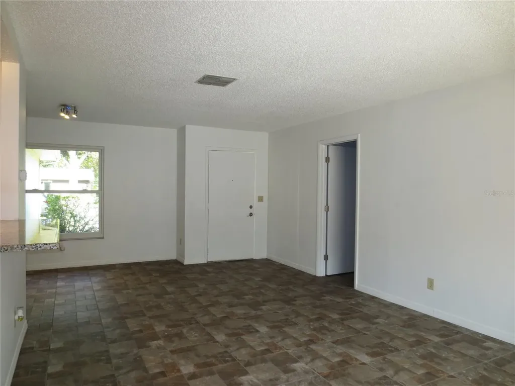 2820 Lomond Drive Palm Harbor FL 34684