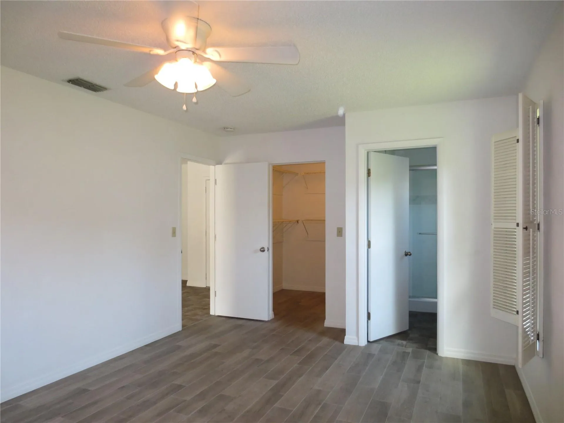 2820 Lomond Drive Palm Harbor FL 34684