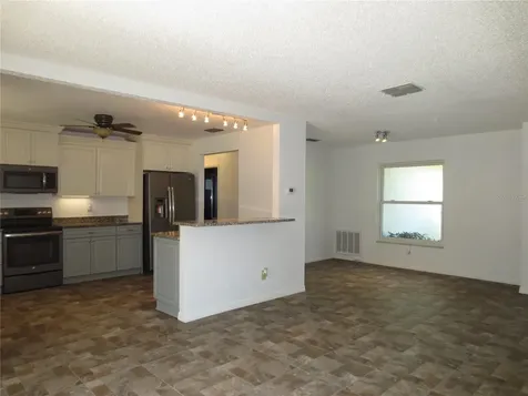 2820 Lomond Drive Palm Harbor FL 34684