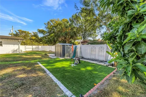 13216 Forest Hills Drive Tampa FL 33612