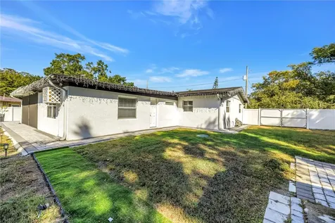 13216 Forest Hills Drive Tampa FL 33612
