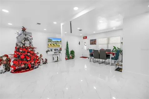 13216 Forest Hills Drive Tampa FL 33612