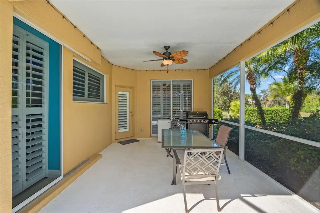 6882 Tailfeather Way Bradenton FL 34203