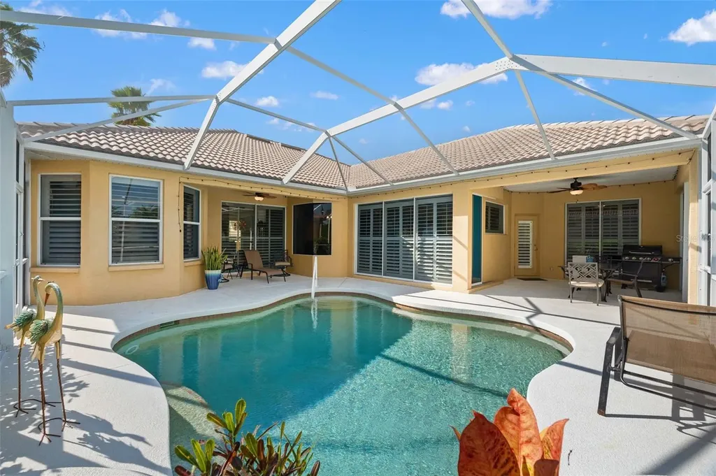 6882 Tailfeather Way Bradenton FL 34203