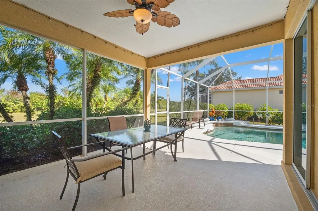 6882 Tailfeather Way Bradenton FL 34203