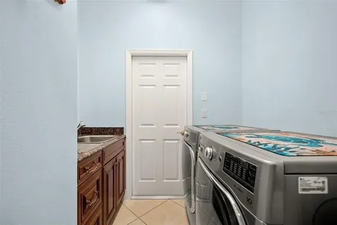 6882 Tailfeather Way Bradenton FL 34203