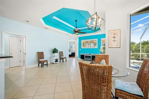 6882 Tailfeather Way Bradenton FL 34203
