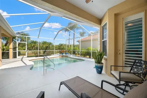 6882 Tailfeather Way Bradenton FL 34203