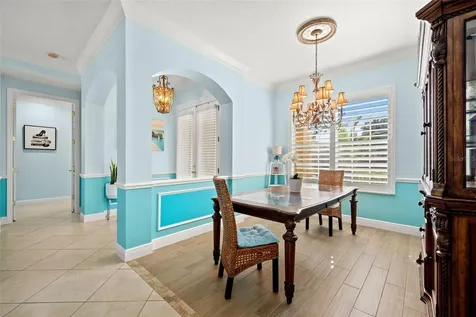 6882 Tailfeather Way Bradenton FL 34203