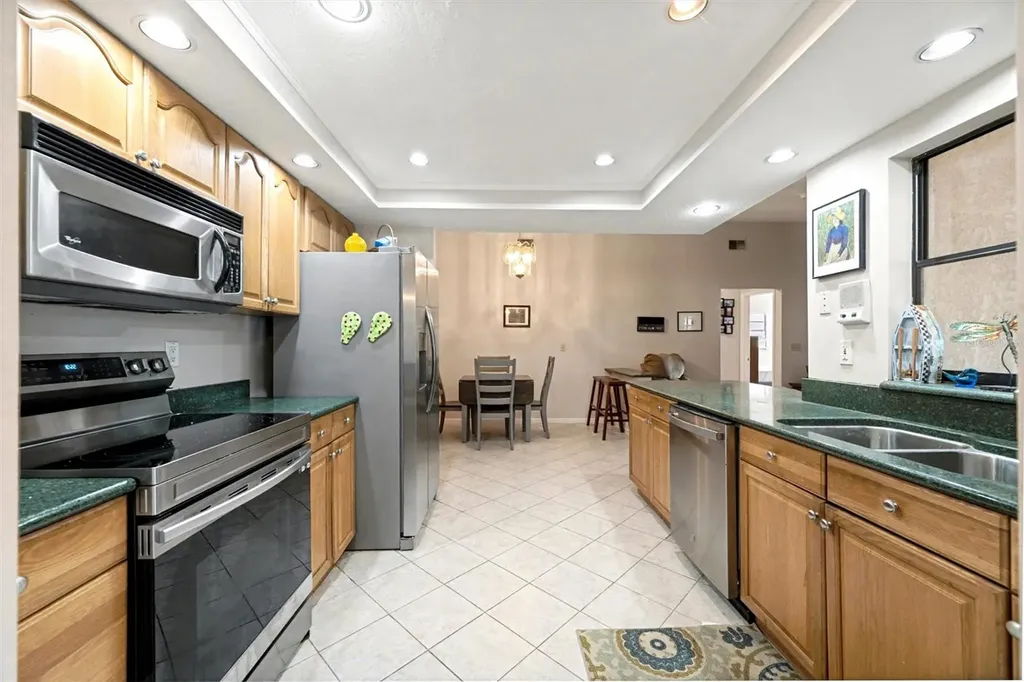3480 16th Avenue N St Petersburg FL 33713
