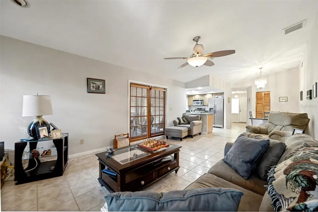 3480 16th Avenue N St Petersburg FL 33713