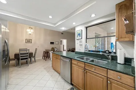 3480 16th Avenue N St Petersburg FL 33713
