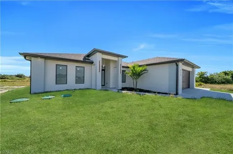 312 Pembroke Street Lehigh Acres FL 33974