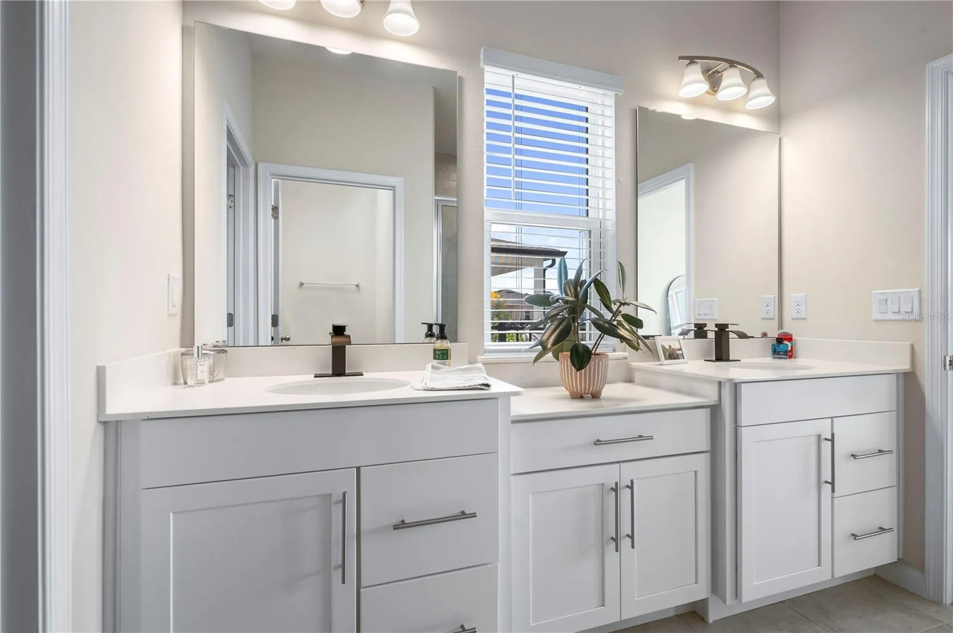 253 Eagle Harbor Way Daytona Beach FL 32124