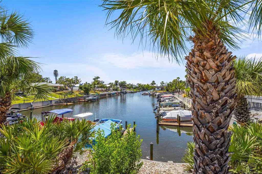 2531 Riverbluff Parkway Sarasota FL 34231
